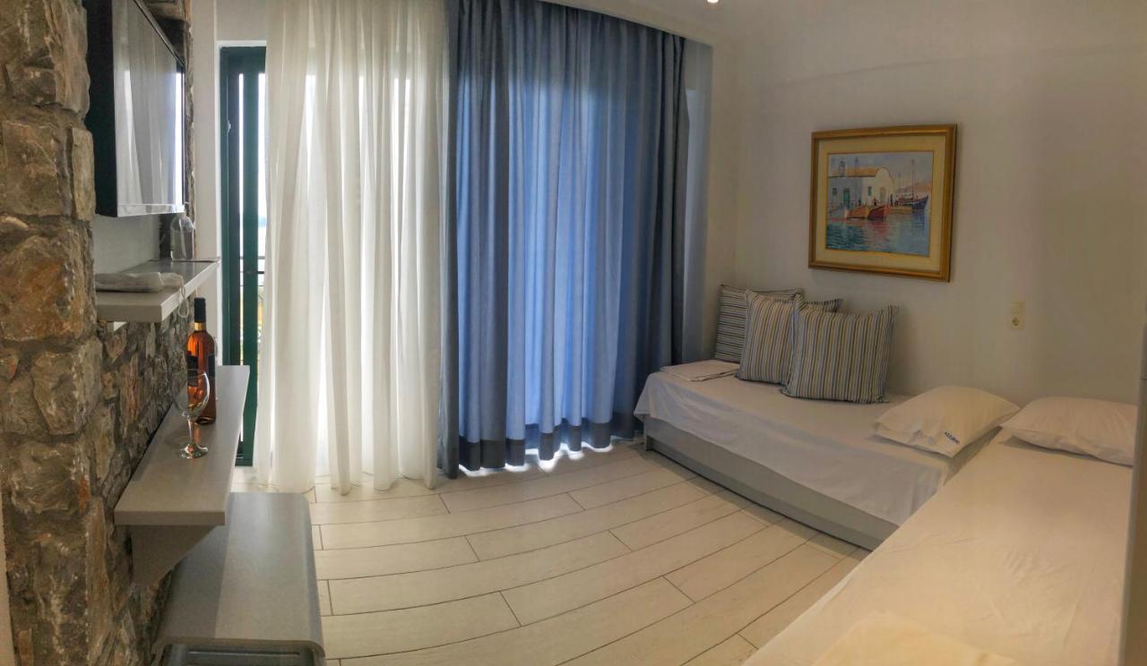 Azzurro Hotel Katsaros  Екстериор снимка