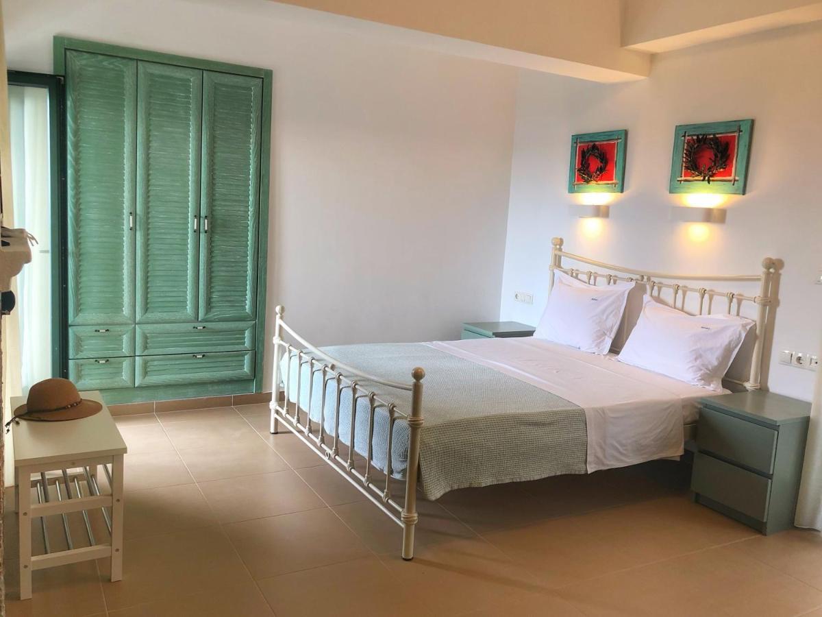 Azzurro Hotel Katsaros  Екстериор снимка