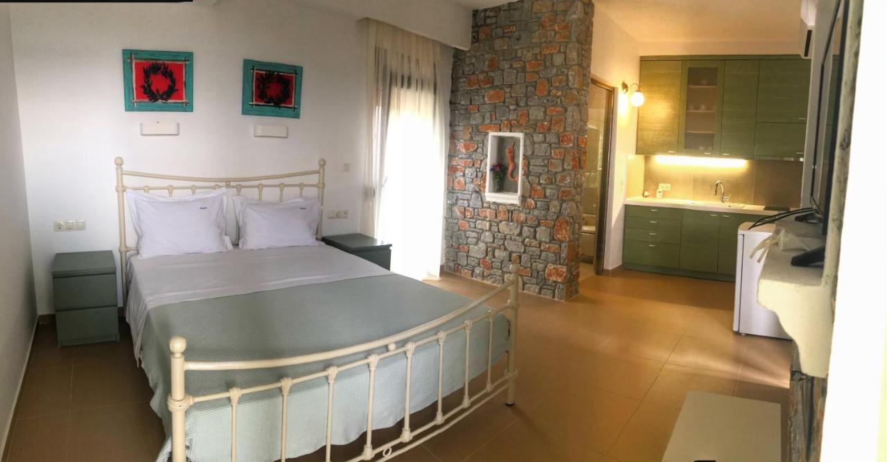 Azzurro Hotel Katsaros  Екстериор снимка